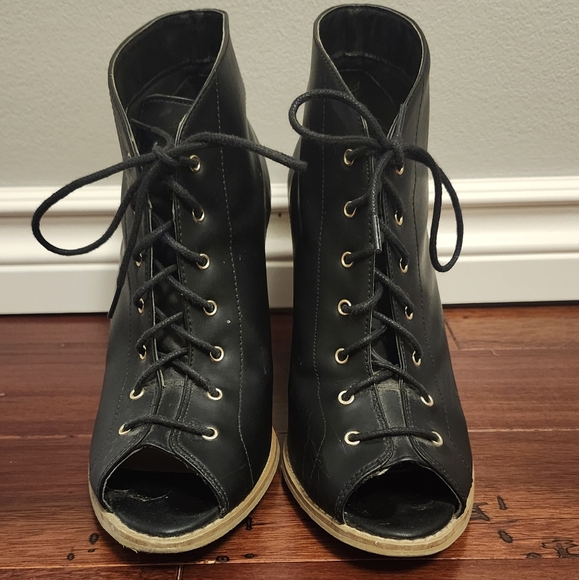 Size 9 Call It Spring Open Toe Booties - Picture 1 of 6